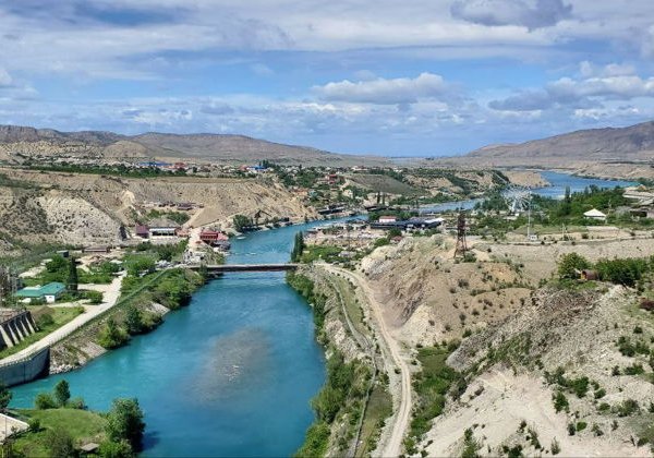 Незабываемое путешествие: Сулакский каньон и бархан Сарыкум - фото 2