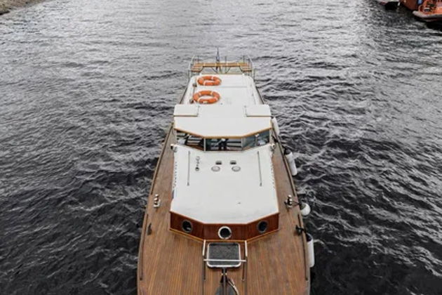 Фото экскурсии - Прогулка на катере Новик по рекам и каналам - 11