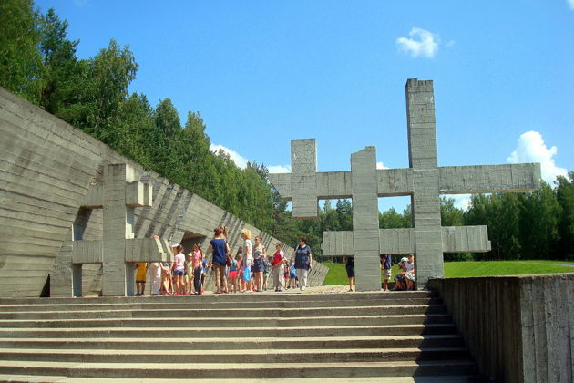 Экскурсия в мемориальный комплекс Хатынь -2