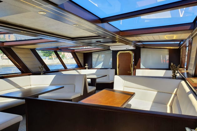 Фото экскурсии - Прогулка на теплоходе Монарх по Финскому заливу с осмотром островов и разводных мостов - 7