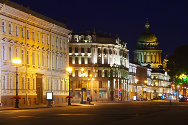 Фото экскурсии - Ночная экскурсия по Петербургу на автобусе и теплоходе с видом на огни города и Неву - 9