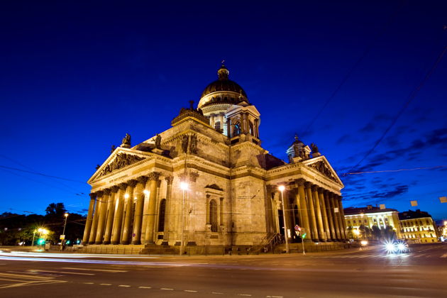 Фото экскурсии - Ночная экскурсия по Петербургу на автобусе и теплоходе с видом на огни города и Неву - 10