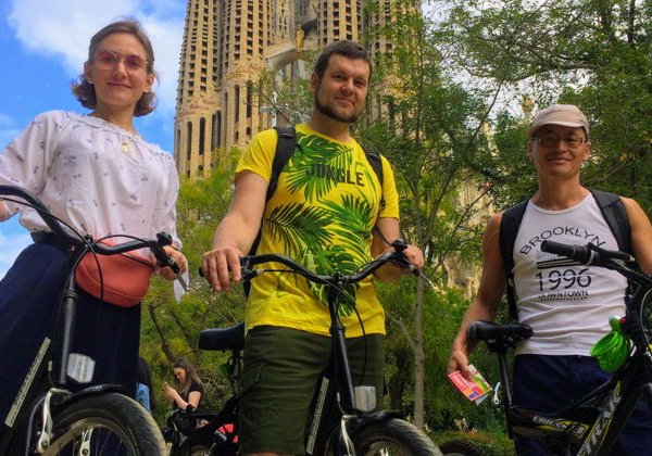Велокалейдоскоп в Барселоне: прогулка на велосипедах по городу - фото 1