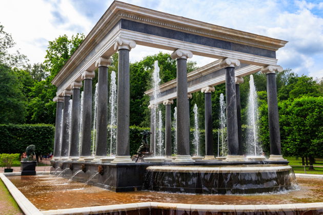 Фото экскурсии - Волшебство водных струй: прогулка по фонтанам Петергофа - 13