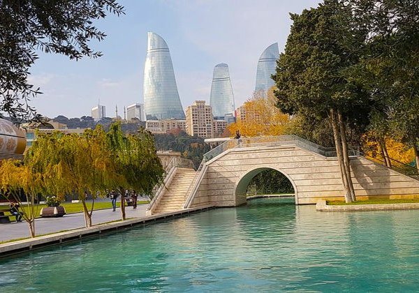 Обзорная экскурсия по современному Баку - фото 1