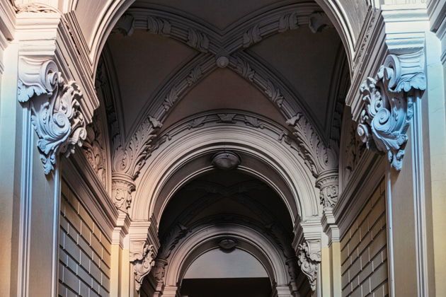 Фото экскурсии - Дворы, парадные и коммуналка Довлатова — самая петербургская прогулка - 14