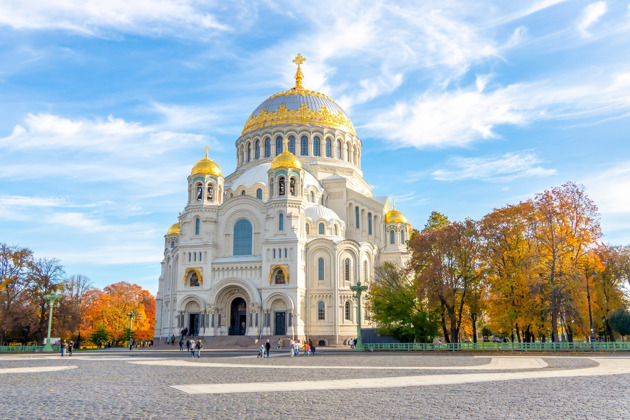 Фото - экскурсия: Автомобильная экскурсия по Кронштадту и Петергофу с опытным краеведом