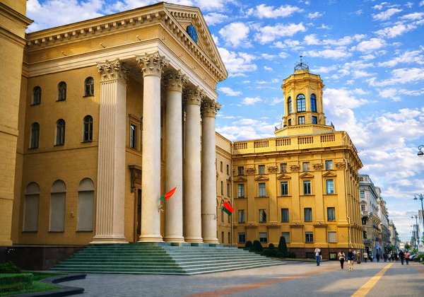 Индивидуальная автомобильно-пешеходная экскурсия по Минску - фото 2