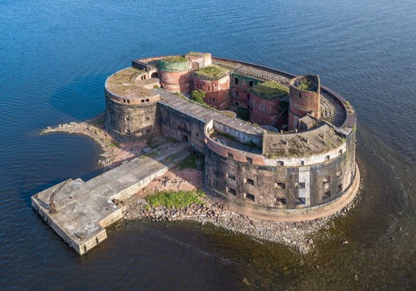 Мегатур на метеоре/катамаране в Петергоф и Кронштадт по воде - фото 1