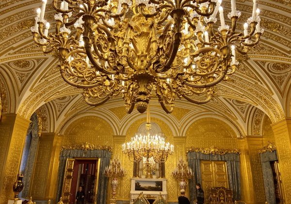 Ансамбль Дворцовой площади: экскурсия и свободное время в Эрмитаже - фото 2