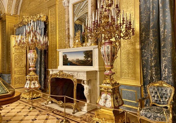 Ансамбль Дворцовой площади: экскурсия и свободное время в Эрмитаже - фото 3