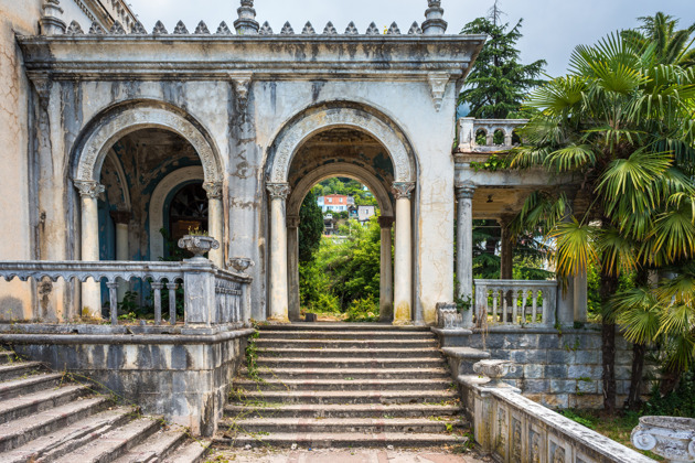 Фото - экскурсия: «Дом призрака»: авторский джип-тур по заброшкам Гагры