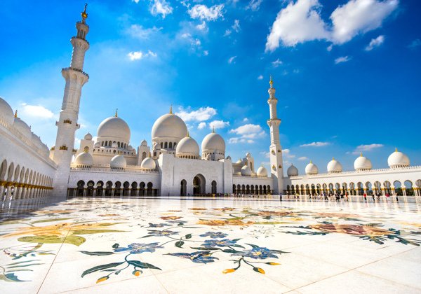 Фотопрогулка по мечети шейха Зайда с англоязычным гидом