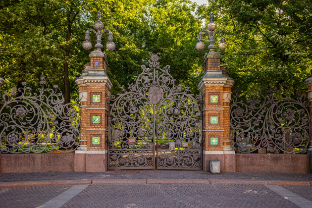 Фото экскурсии - Трагическая история Александра II и экскурсия по Спасу-на-Крови с пешей прогулкой - 11