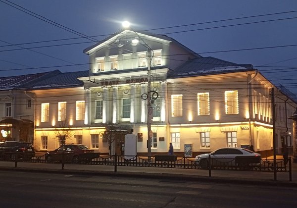 По Дворянской и Облупской: будни и праздники провинциальной Калуги