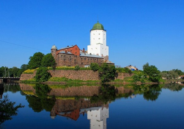 Выборгские приключения: от крепости до площади