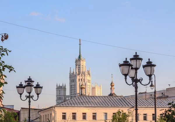 Истории Старой Москвы: Ивановская горка в группе или с личным гидом