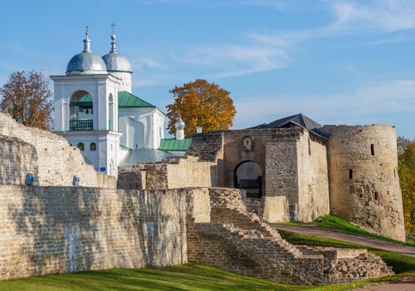 Сила псковской земли: Псков, Печерский монастырь и Изборская крепость - фото 3