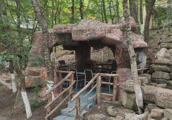 Природная Симфония Азербайджана: Розовое озеро, горы и Алтыагач - фото 1