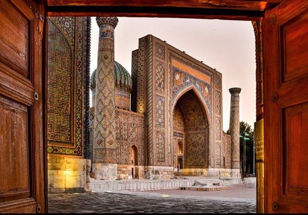 Старинный и загадочный Самарканд