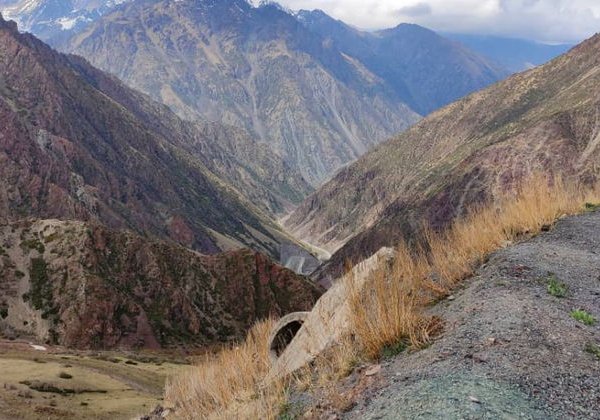 Потрясающие пейзажи Суусамырской долины - фото 1