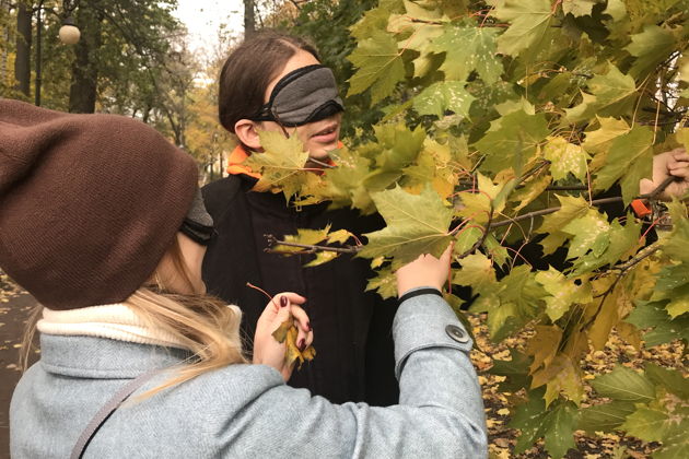 Фото экскурсии - Свидание в темноте: прогулка по Петербургу с закрытыми глазами - 7