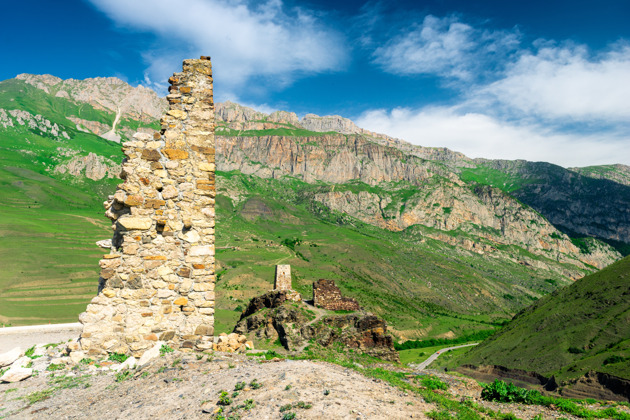 Фото - экскурсия: Джип-тур «В сердце Осетии»: Тропа чудес, Даргавс, Кармадон и арт-объекты