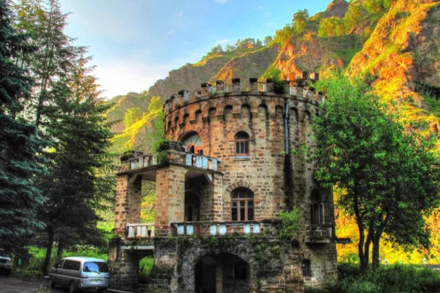 Фото - экскурсия: Тур к Медовым водопадам с посещением Долины Нарзанов и плато Шаджатмаз