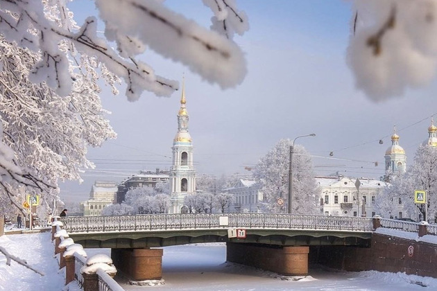 Фото - экскурсия: Трансфер из аэропорта с обзорной экскурсией по Санкт-Петербургу