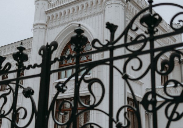 5 домов на Патриарших прудах