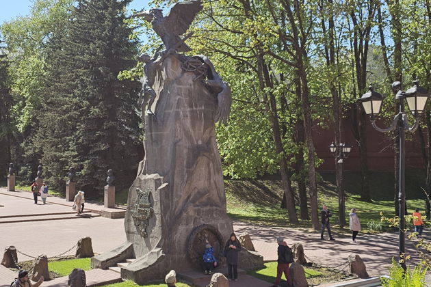 Фото экскурсии - Взгляд через века. С посещением музея в Громовой башне и Успенского собора. - 4