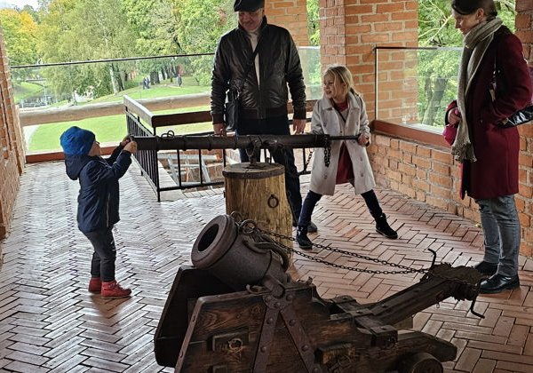 Взгляд через века. С посещением музея в Громовой башне и Успенского собора. - фото 2