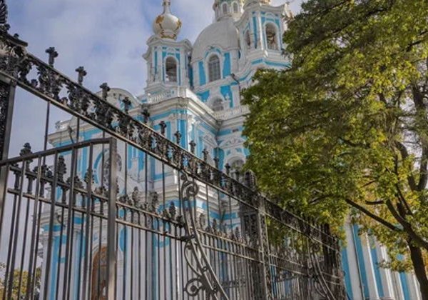 Небо на земле. Ансамбль Смольного монастыря (+ сад Смольного) - фото 3