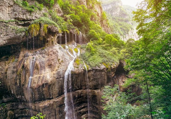 Сказочный мир Чегемского ущелья: водопады — парадром — село Эльтюбю - фото 2
