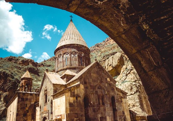 Гарни, Гегард и озеро Севан - фото 1