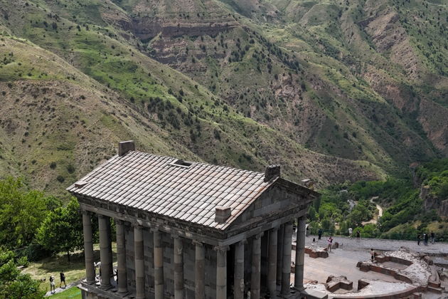Фото экскурсии - Экскурсия в Гарни, Гегард и к озеру Севан - 6