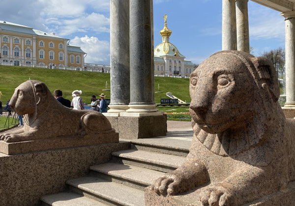 Петергоф: Экскурсия-квест по Нижнему парку «Помоги Тритону» - фото 4
