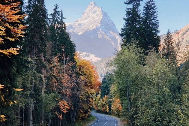 Фото экскурсии - Домбай - райский уголок в малой группе: Гумбаши, Сырные пещеры и Шоанинский храм - 12