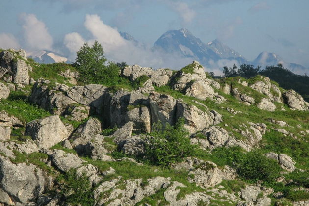 По плато Лаго-Наки к вершине хребта «Каменное Море»-6