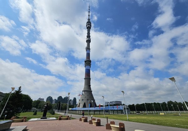 Останкинская телебашня — 337 метров над землей