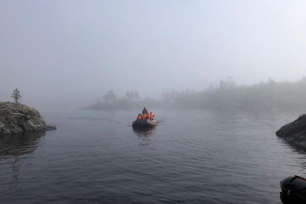 Водная прогулка по Ладожским шхерам на арктической лодке-4