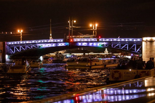 Фото экскурсии - Ночная экскурсия по рекам и каналам Петербурга с разводными мостами - 13