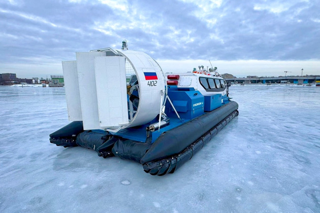 Фото - экскурсия: Катание на аэролодке по заснеженному Петербургу