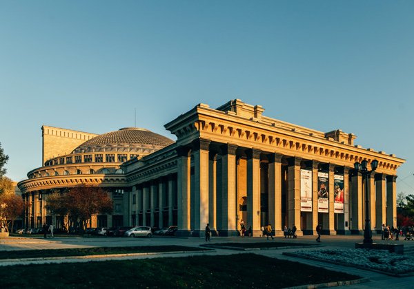 Вечерний Новосибирск на автомобиле