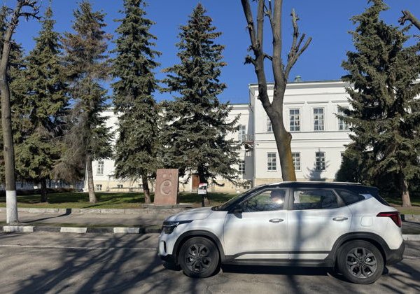 Трансфер из аэропорта (ж/д вокзала) с мини-экскурсией по центру Ульяновска - фото 2