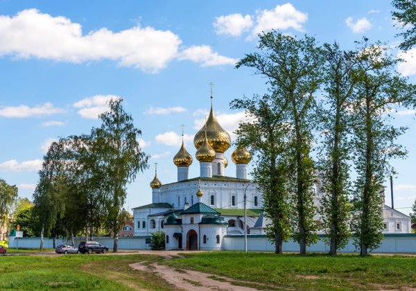 Русь святая, путешествие по городу на реке времени - фото 2