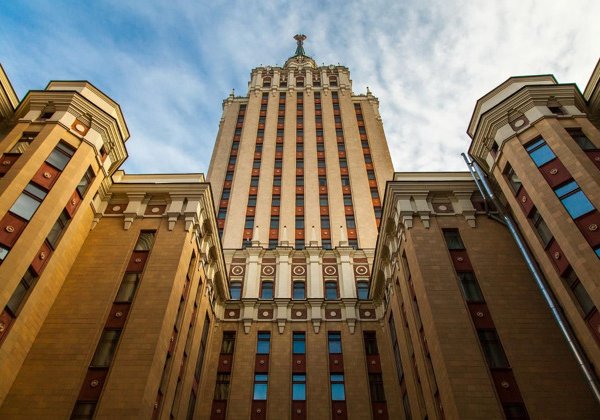 Экскурсия в сталинскую высотку. Гостиница Ленинградская