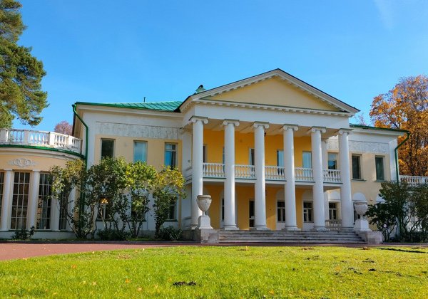 Горки Ленинские, Усадьба Суханово, Екатерининская пустынь 