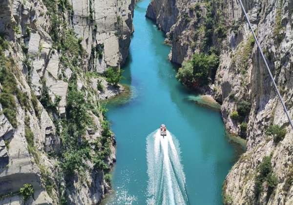 Сулакский Каньон, Чиркейское водохранилище, бархан Сарыкум 