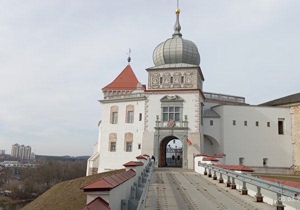 Трансфер из Минска в Гродно (с заездом в Лидский замок)